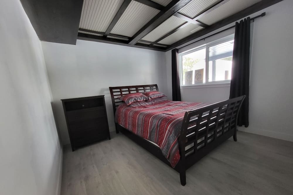 Photo of Bedroom in Saint-Zacharie