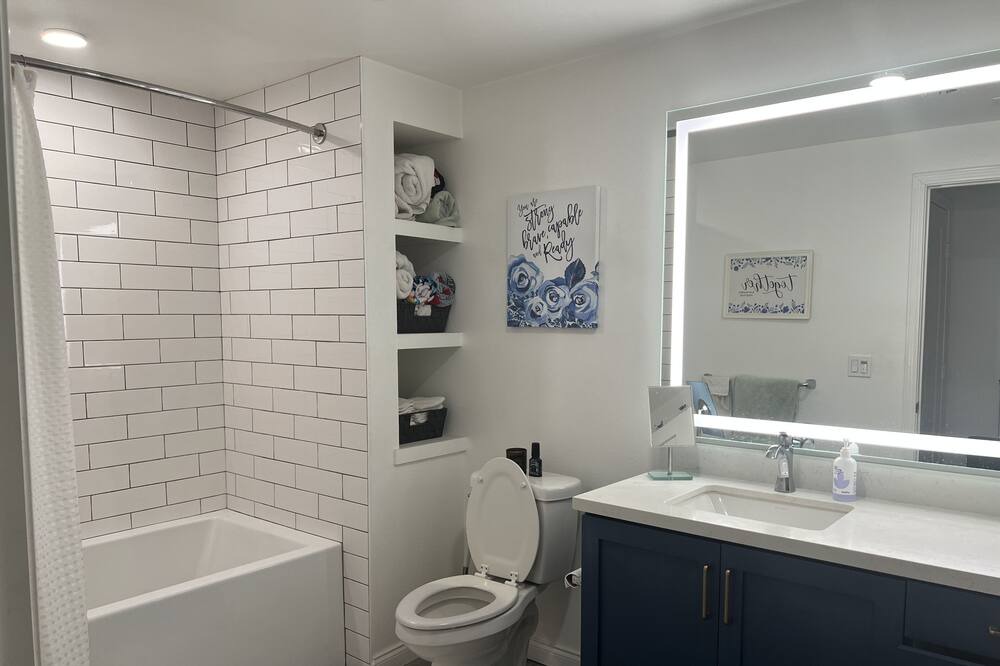 Photo of Bathroom in Laguna Hills