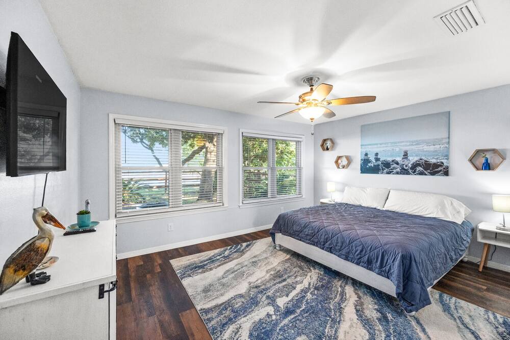 Photo of Bedroom in East Pensacola Heights