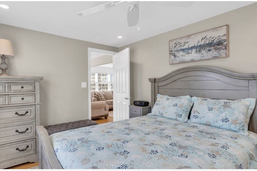 Photo of Bedroom in Normandy Beach