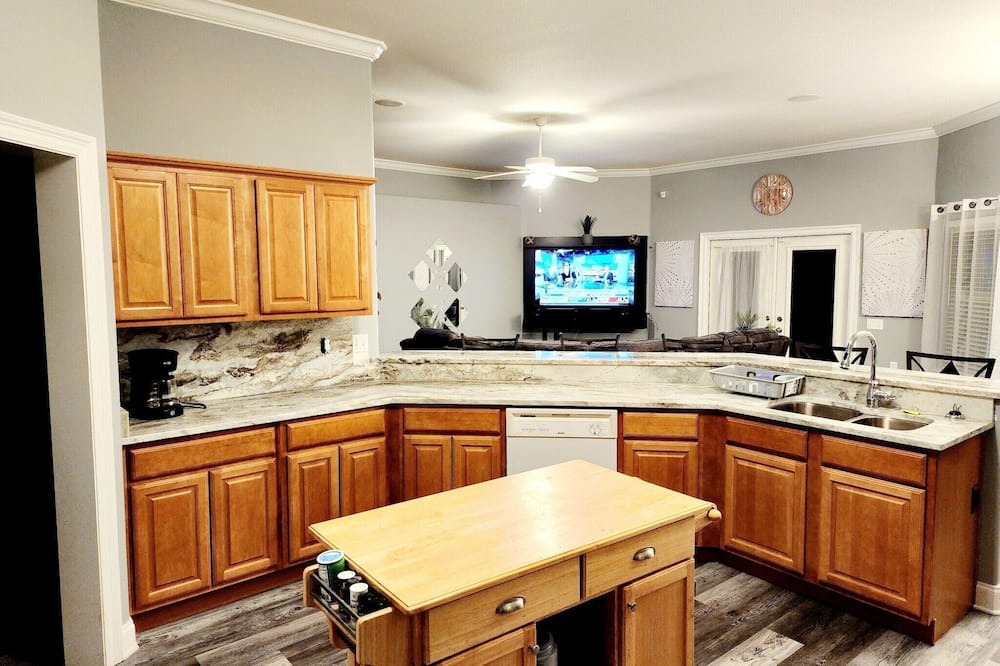 Photo of Kitchen in Northwest Pensacola