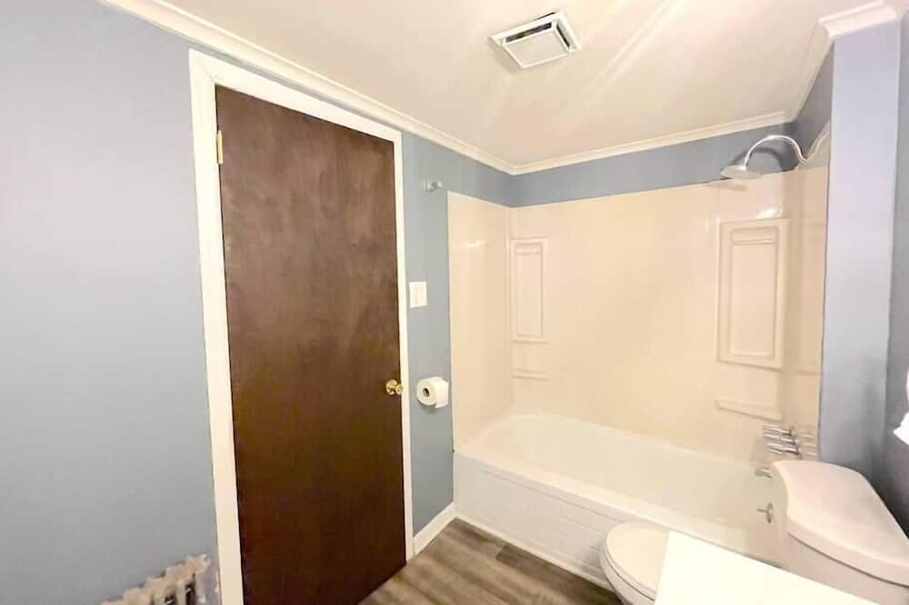 Photo of Bathroom in Red Bank