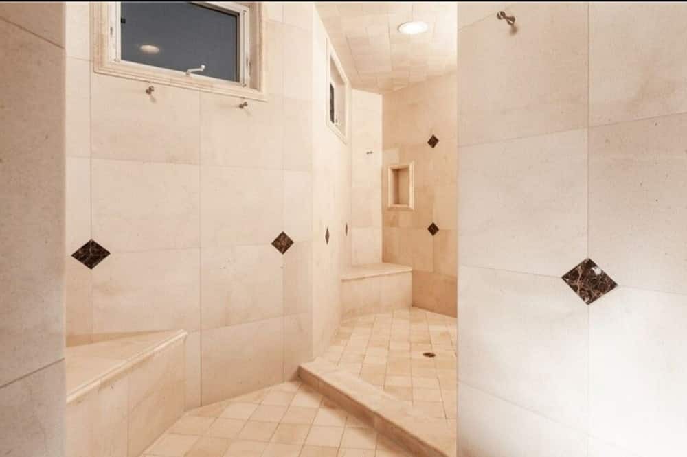 Photo of Bathroom in Laguna Hills