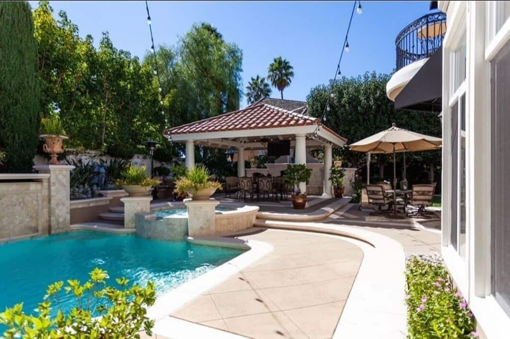 Photo of Outdoor in Laguna Hills