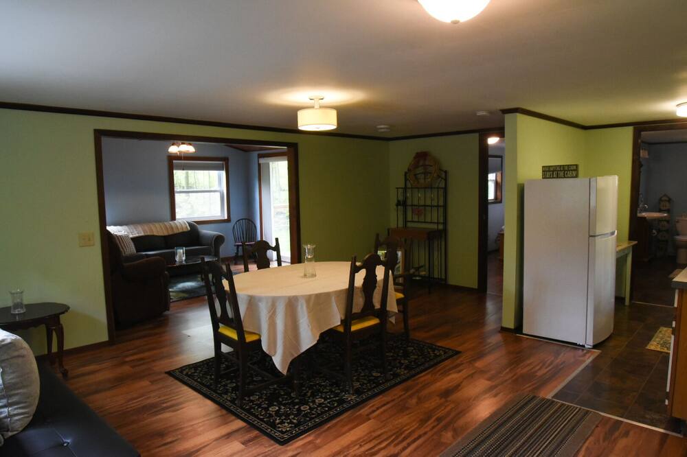 Photo of Livingroom in Hammondsport