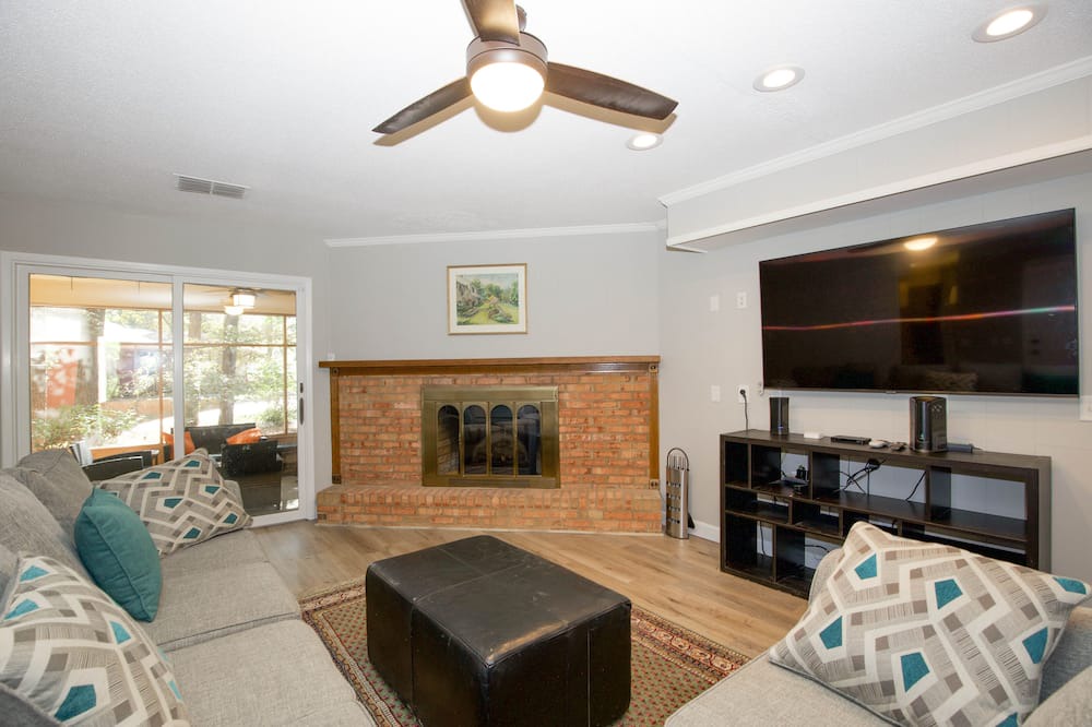 Photo of Livingroom in Pinehurst