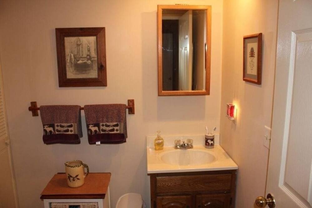 Photo of Bathroom in Naples