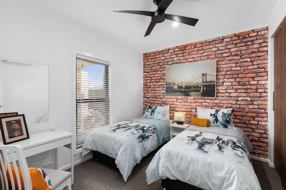 Photo of Bedroom in Yahl