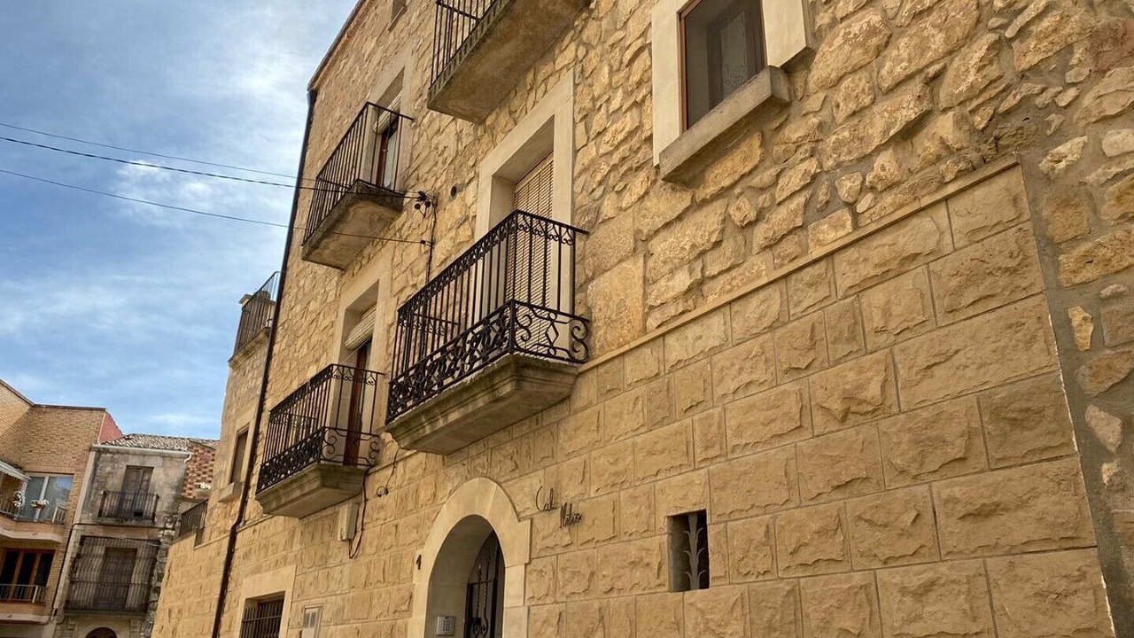 Photo of Outdoor in Maials