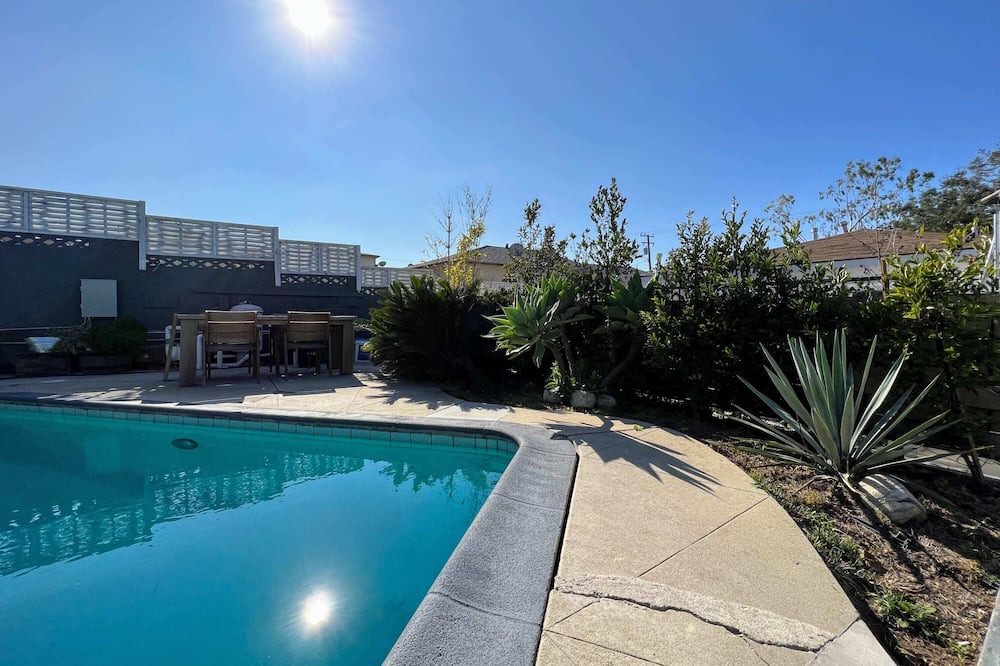 Photo of Outdoor in Inglewood