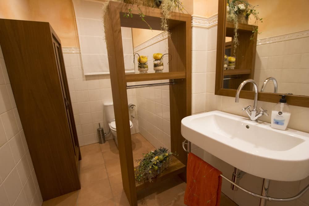 Photo of Bathroom in Sant Feliu de Codines