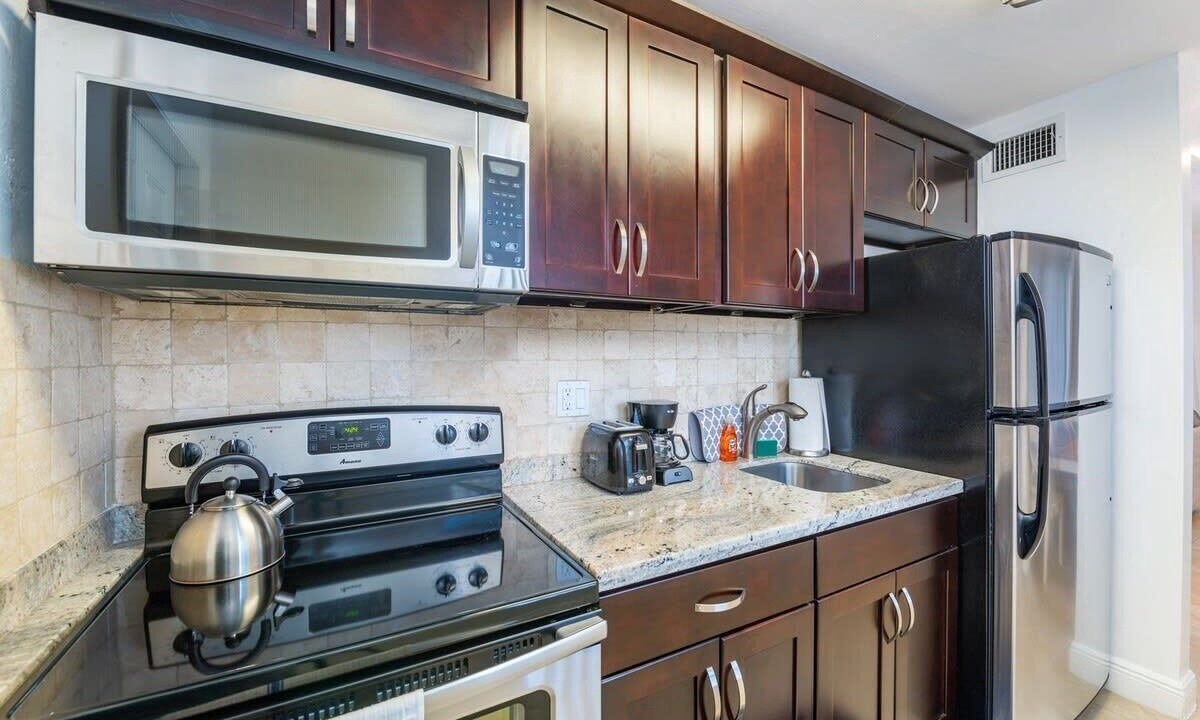 Photo of Kitchen in Santa Barbara Estates