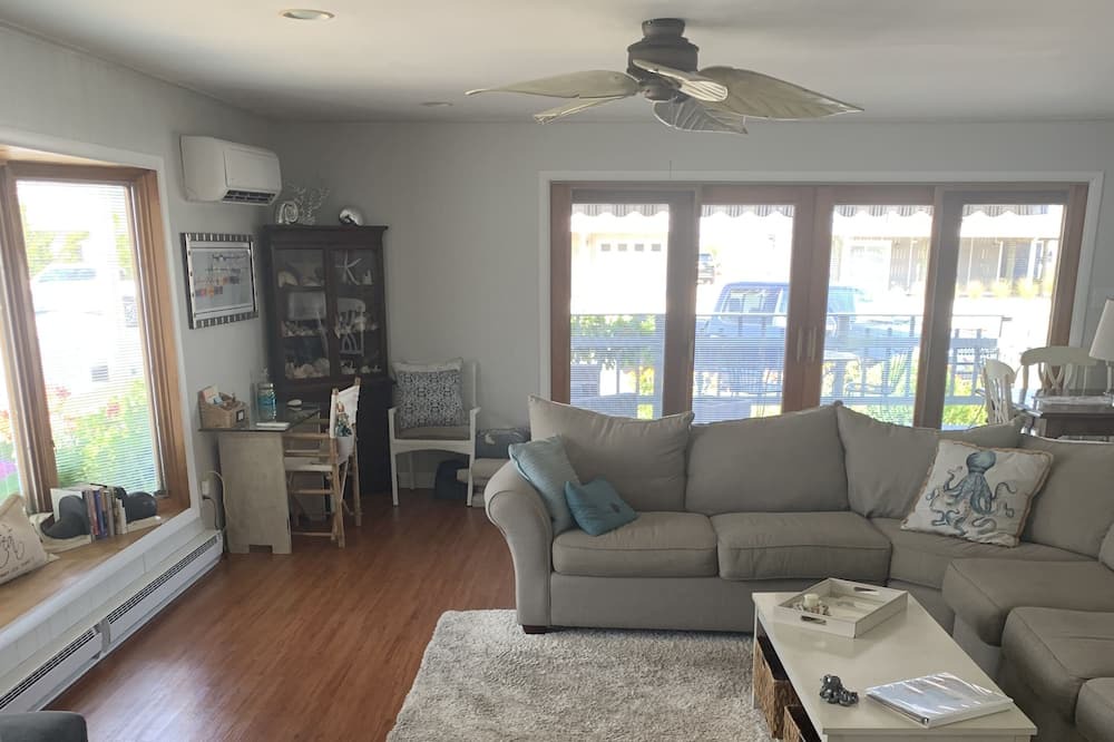 Photo of Bedroom in Surf City