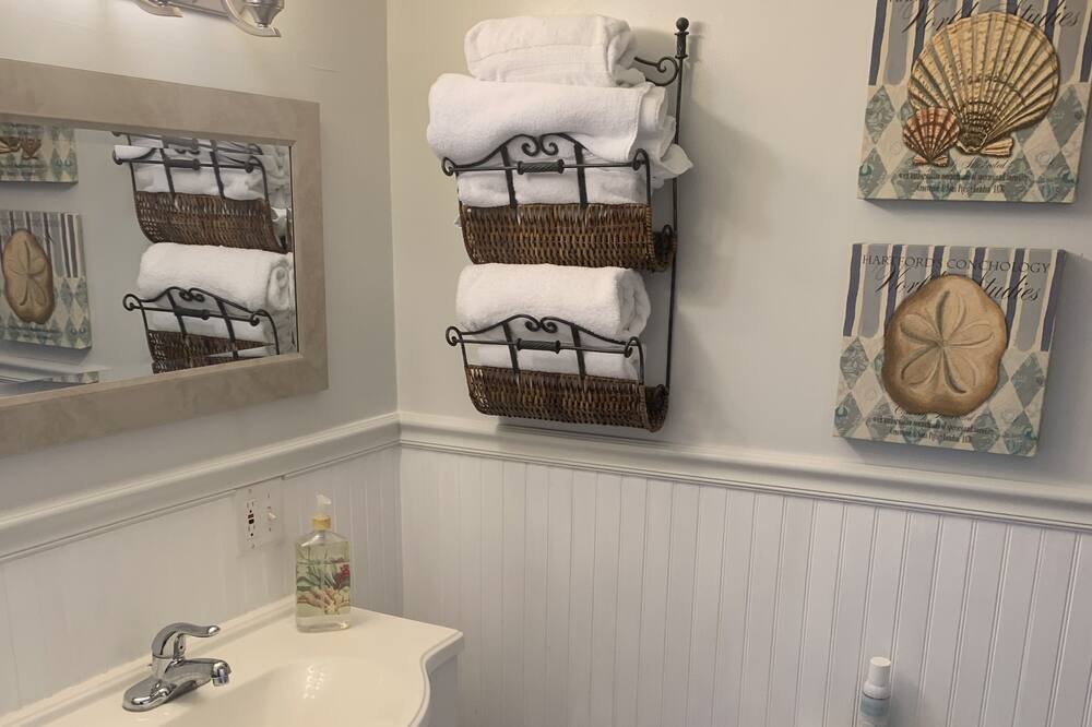 Photo of Bathroom in Surf City
