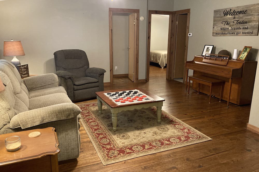 Photo of Bedroom in Minter