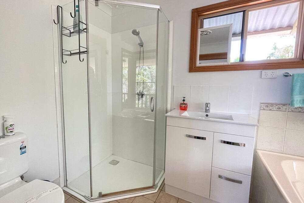 Photo of Bathroom in Toogoom