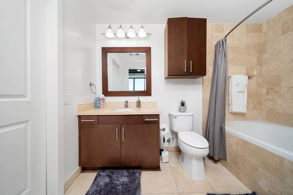 Photo of Bathroom in Commerce