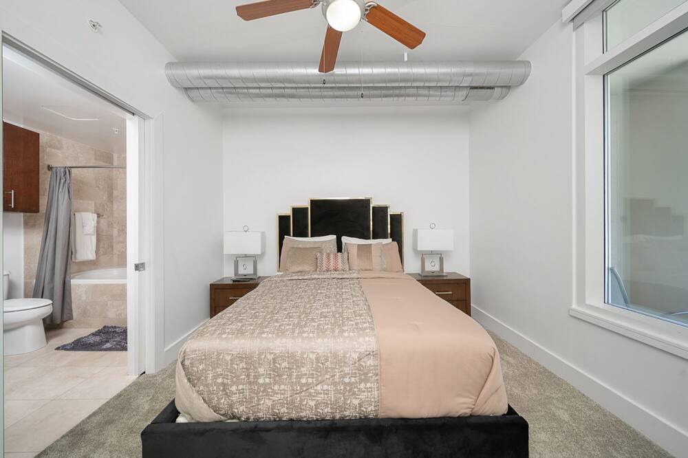 Photo of Bedroom in Commerce