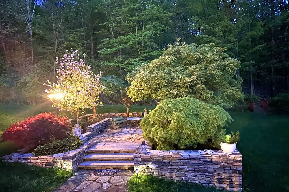 Photo of Outdoor in Monroe