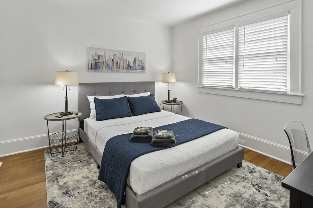 Photo of Bedroom in Plaza Midwood