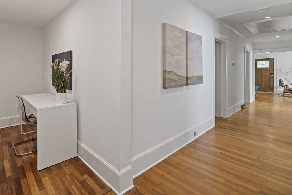 Photo of Bedroom in Plaza Midwood