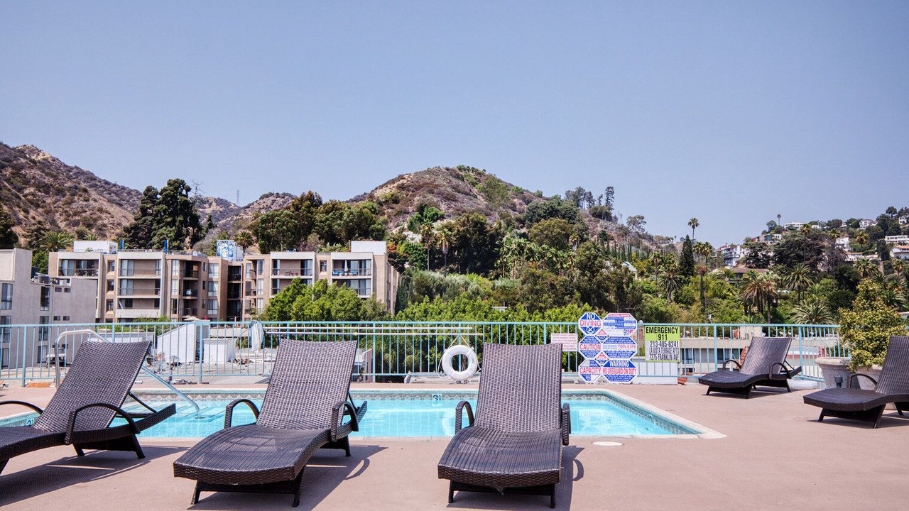 Photo of Outdoor in Hollywood Hills West