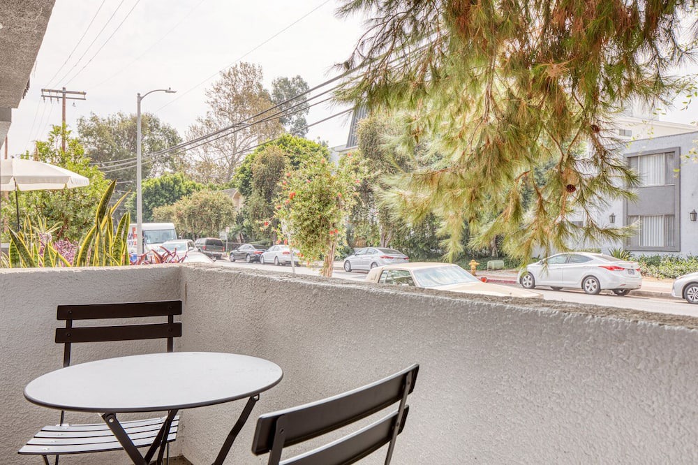 Photo of Patio Balcony in Valley Village