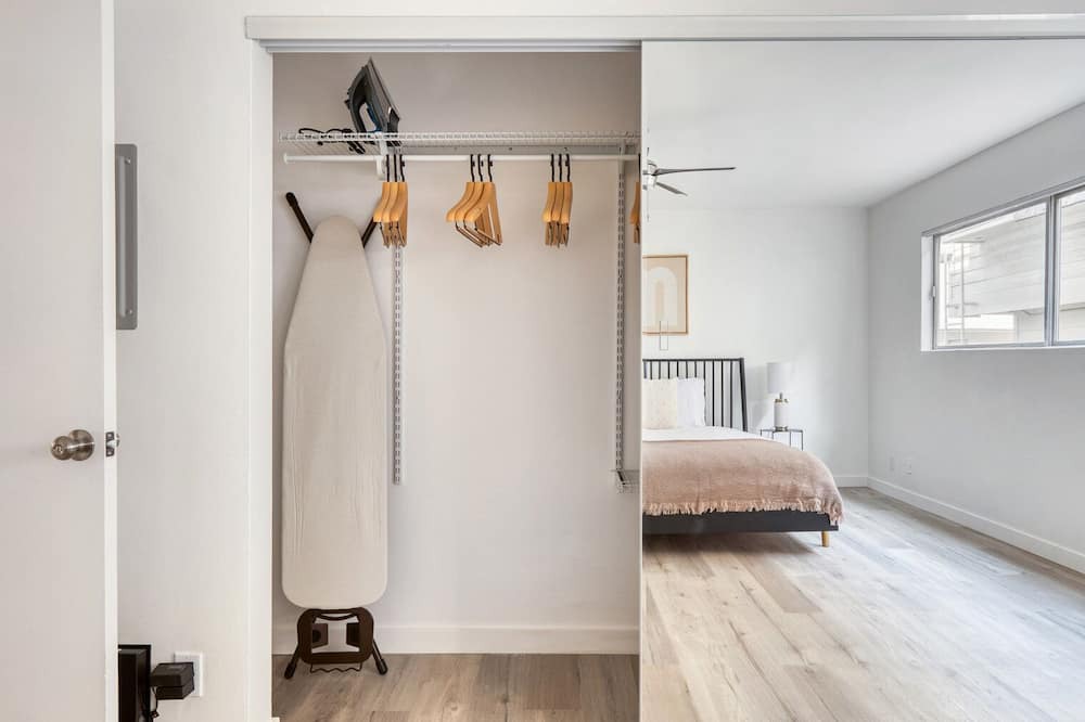 Photo of Bedroom in Valley Village