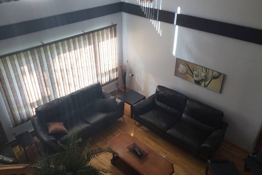 Photo of Livingroom in L'Anse-Saint-Jean