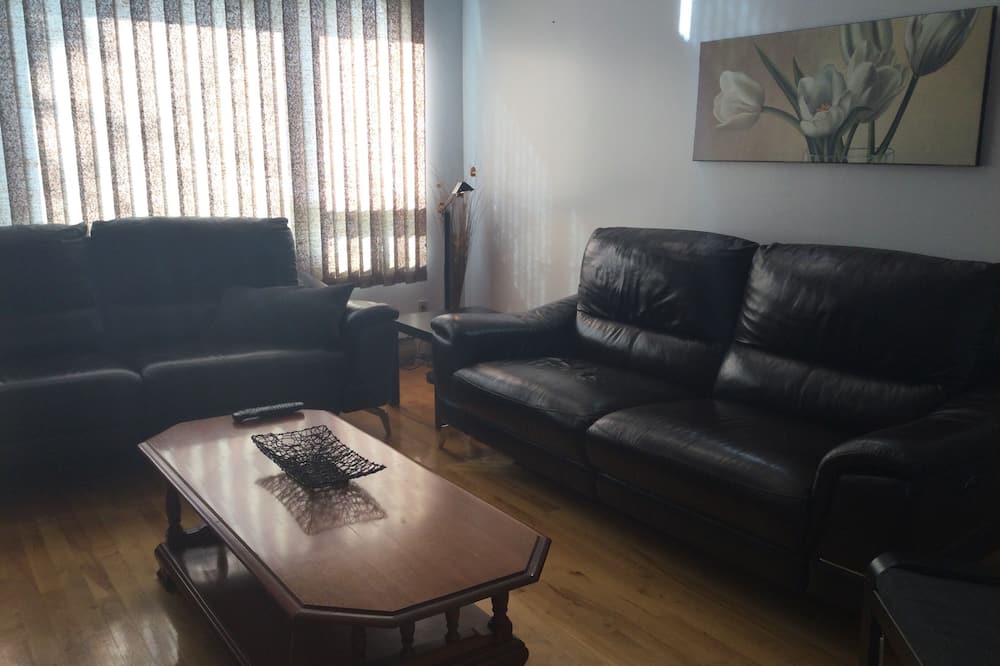 Photo of Livingroom in L'Anse-Saint-Jean