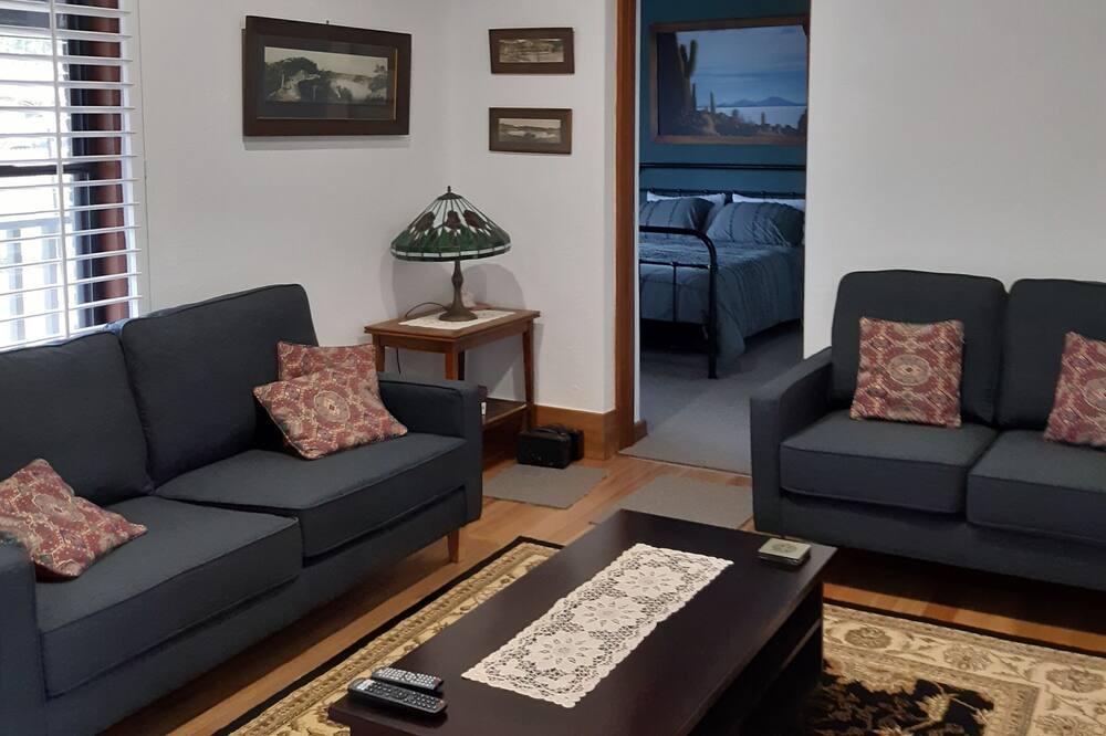 Photo of Livingroom in Yahl
