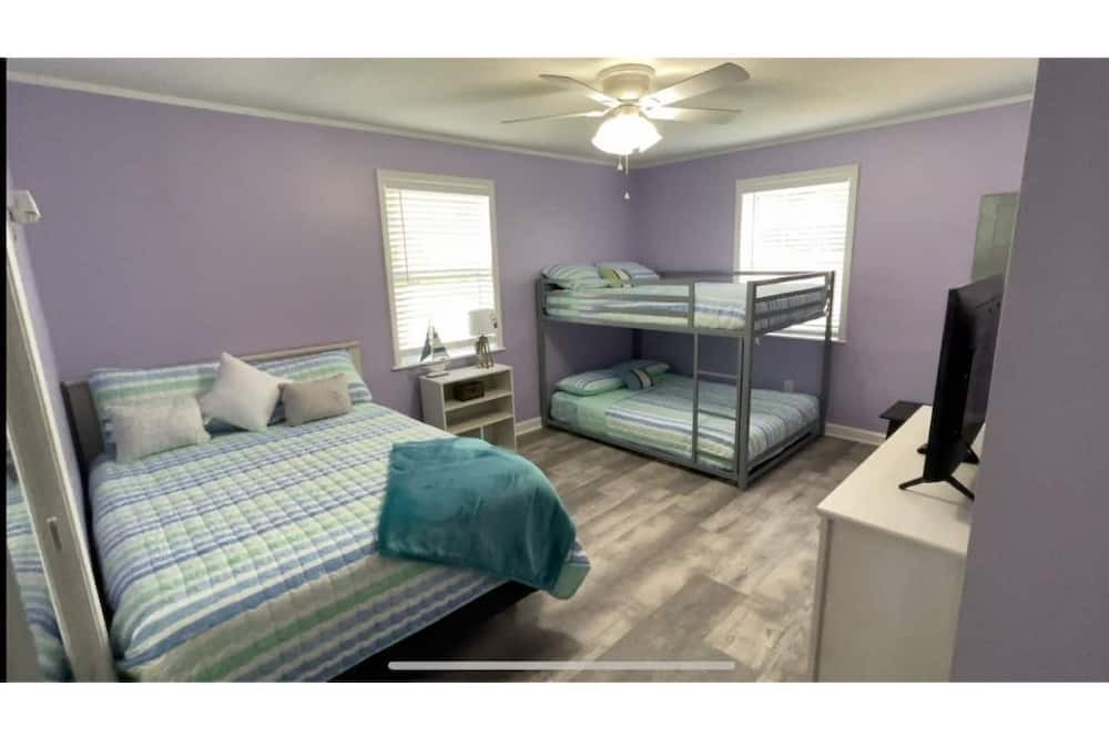 Photo of Bedroom in Bellview