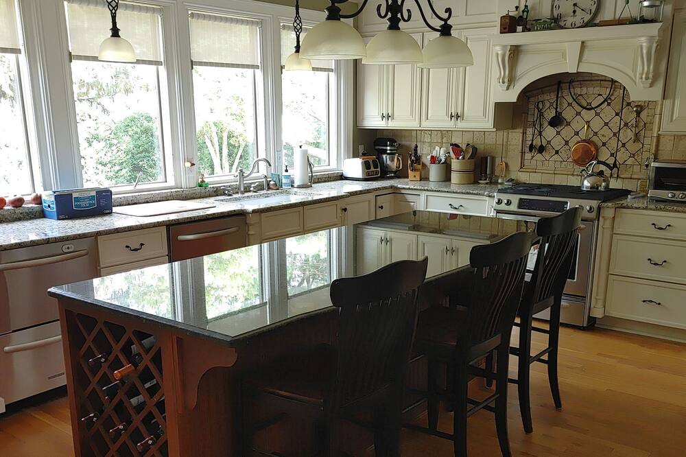 Photo of Kitchen in Emory