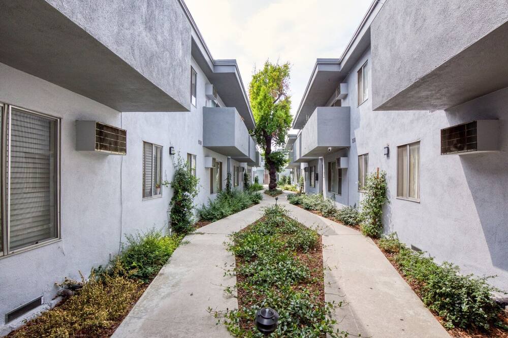 Photo of Outdoor in Valley Village