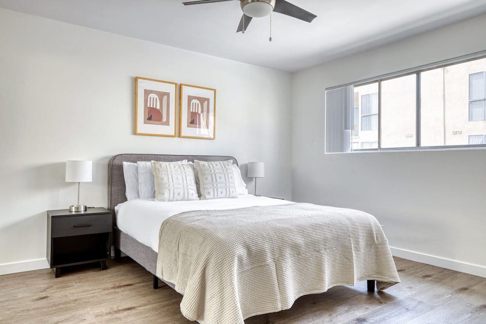 Photo of Bedroom in Valley Village