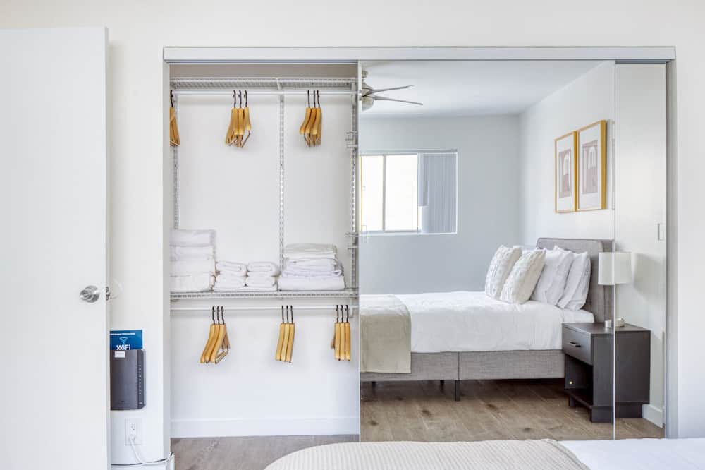 Photo of Bedroom in Valley Village