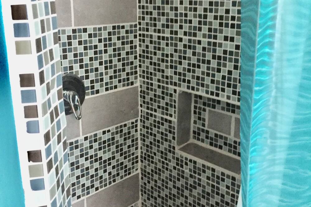 Photo of Bathroom in Saint-Fabien