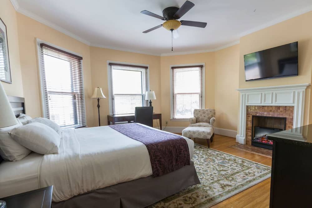 Photo of Bedroom in East Avenue