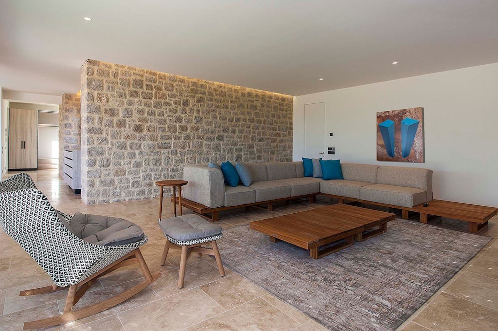 Photo of Livingroom in Petrochori