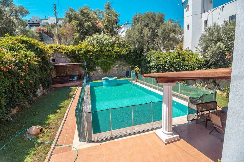 Photo of Outdoor in Torba