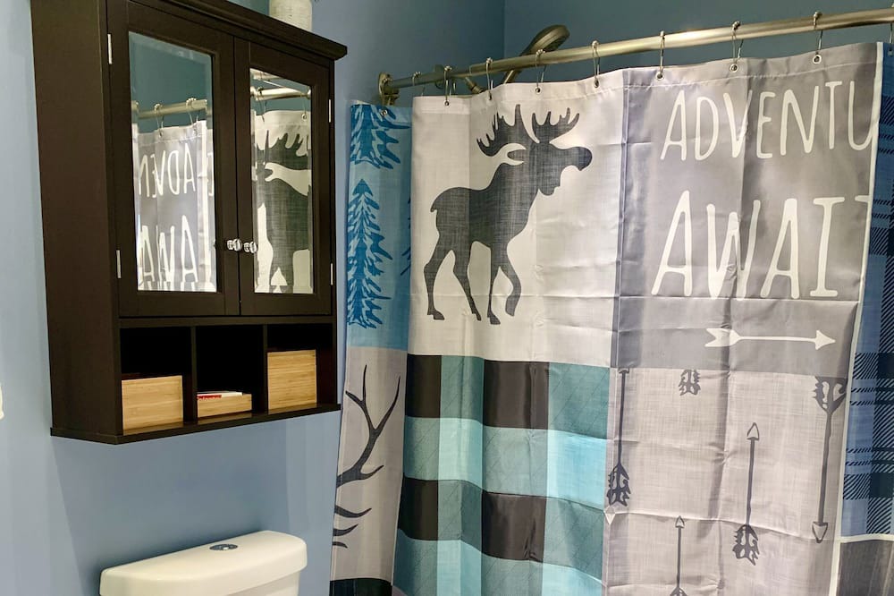 Photo of Bathroom in Arrowbear Lake