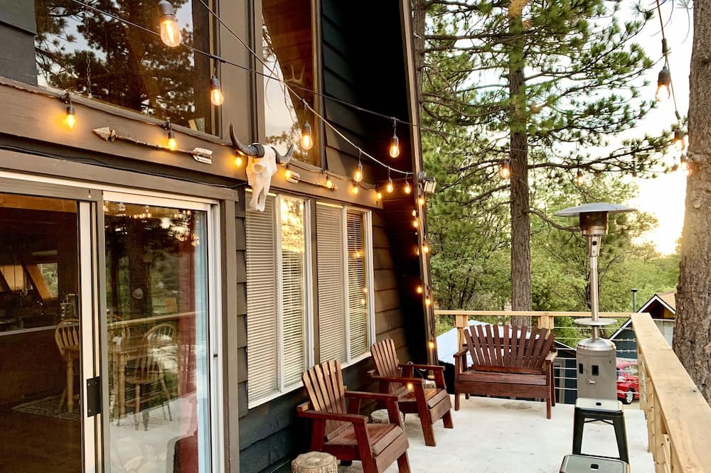 Photo of Patio Balcony in Arrowbear Lake