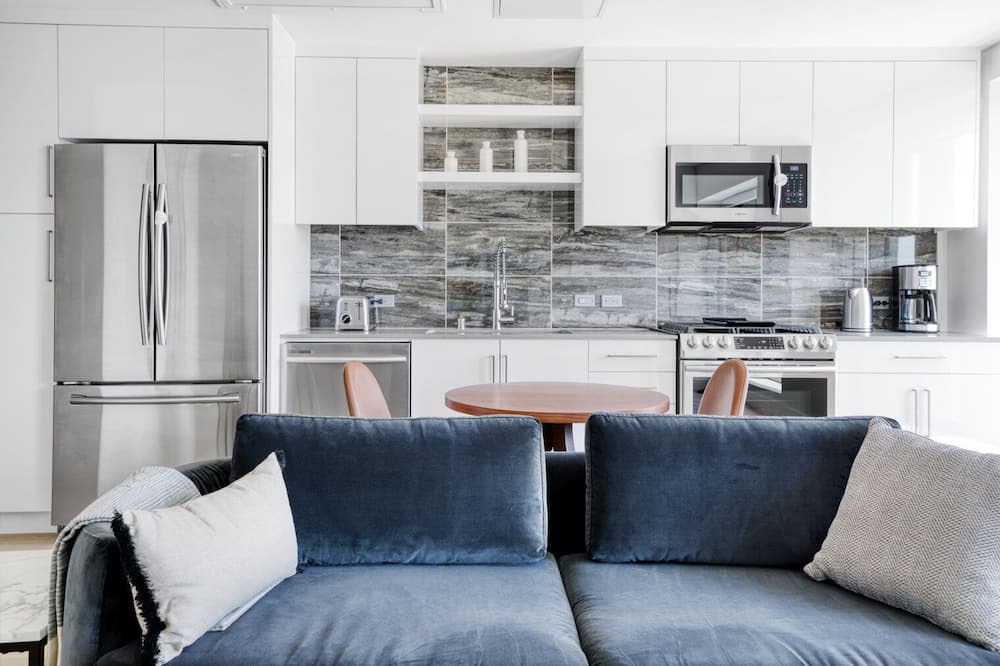 Photo of Livingroom in Downtown Oakland