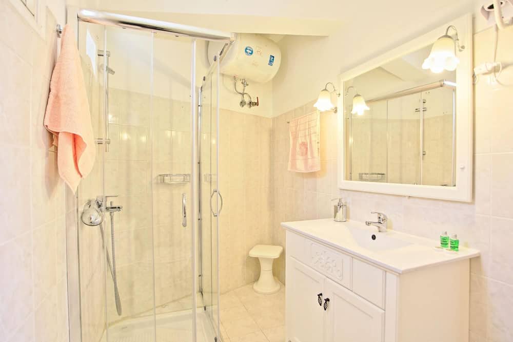 Photo of Bathroom in Gaios