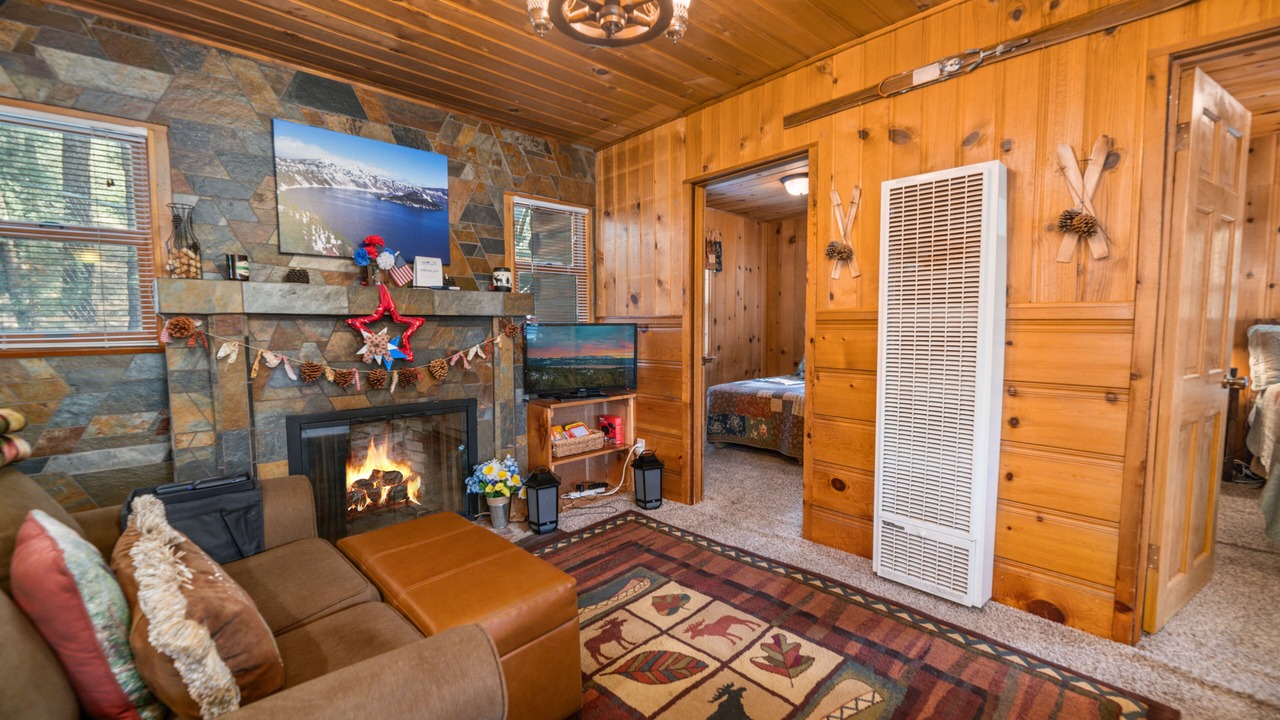 Photo of Livingroom in Big Bear City