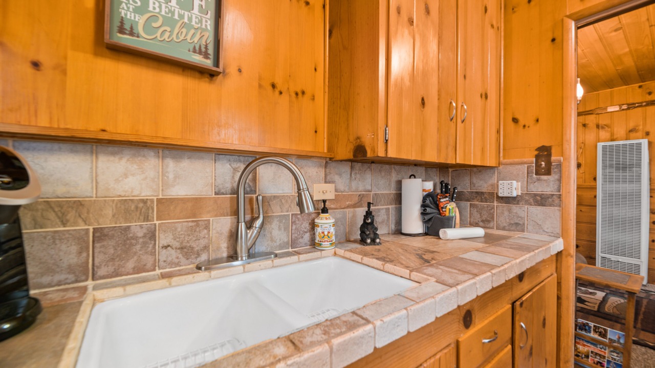 Photo of Kitchen in Big Bear City