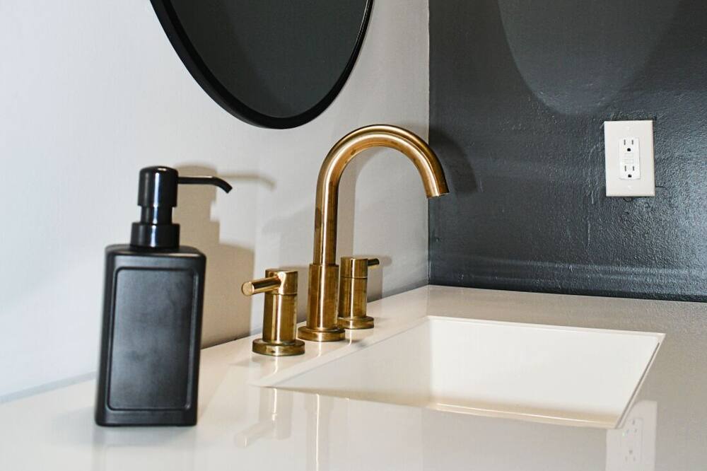 Photo of Bathroom in Hewitt