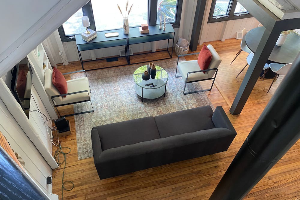 Photo of Livingroom in Hewitt