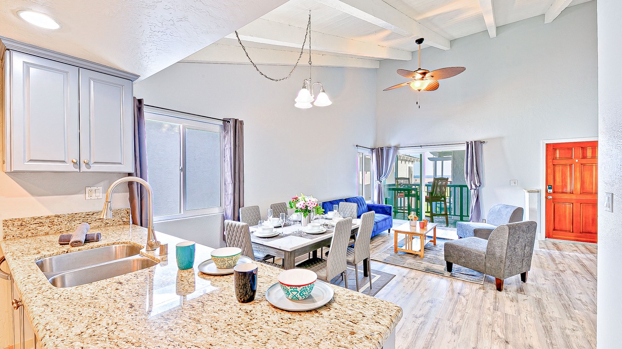 Photo of Kitchen in Balboa Peninsula