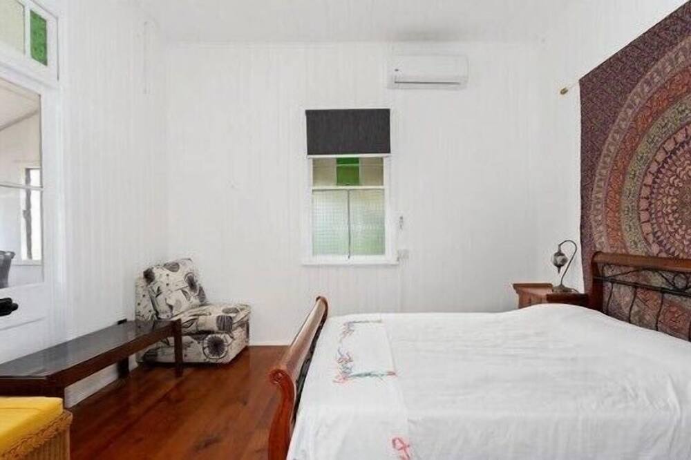 Photo of Bedroom in Coalfalls
